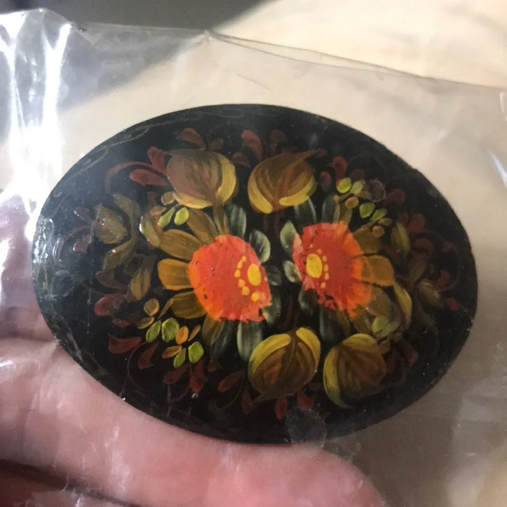2 Russian brooches lacquer handpainted artisan signed collectors set Vintage